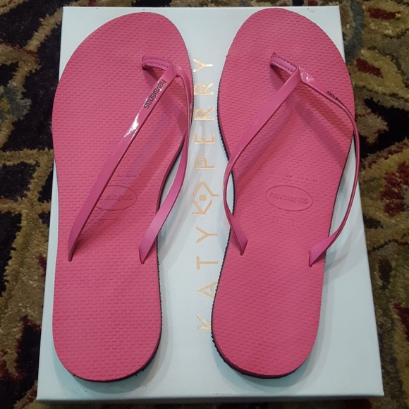 Havaianas pink slippers - Picture 2 of 5
